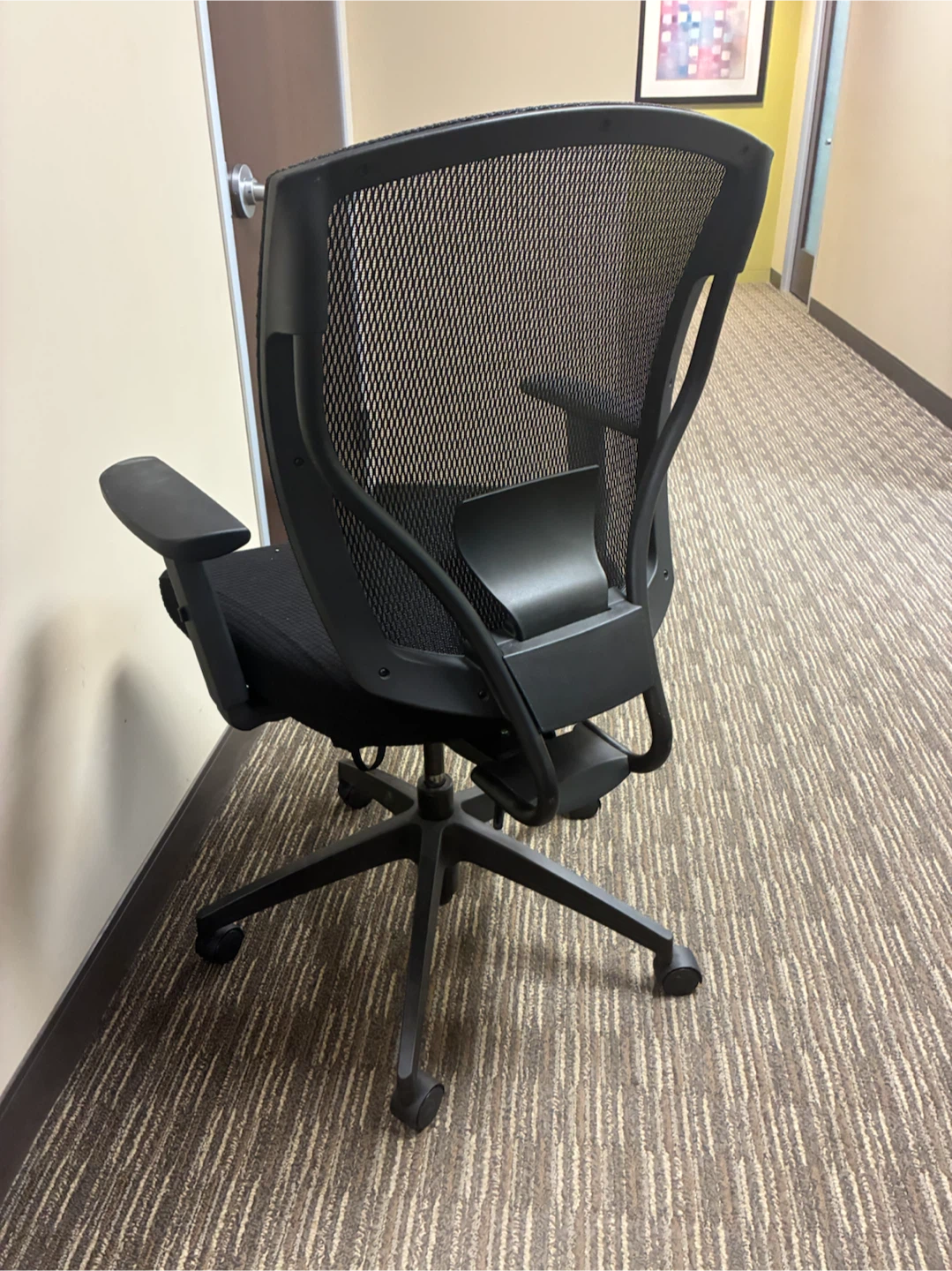 Black Ergonomic Mesh Office Chair - photo 3