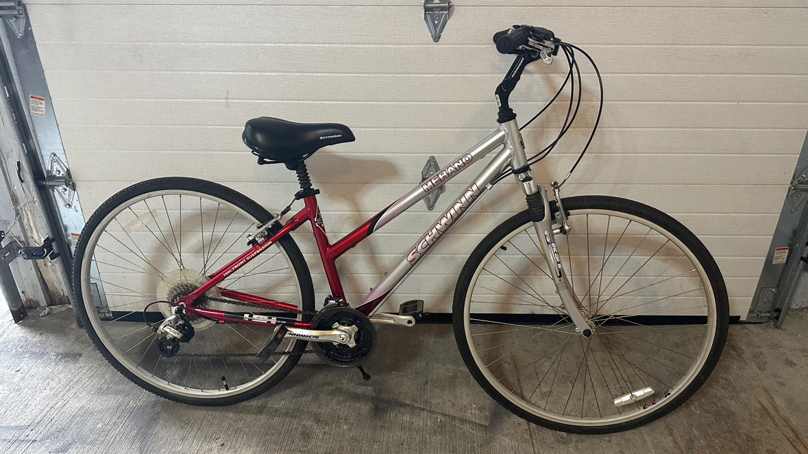 Schwinn Merano 24-Speed Bicycle