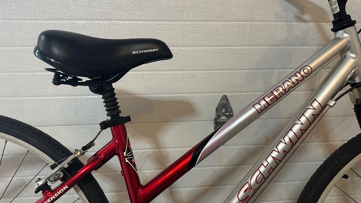 Schwinn Merano 24-Speed Bicycle - photo 3