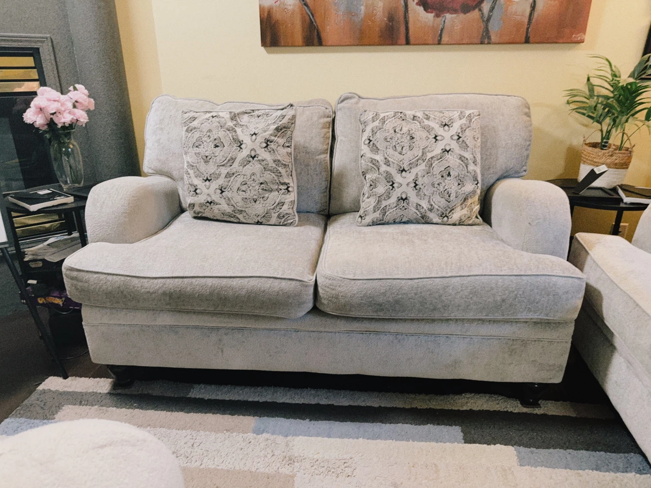 Bellmont 64” Chenille Loveseat – Platinum Grey - photo 2