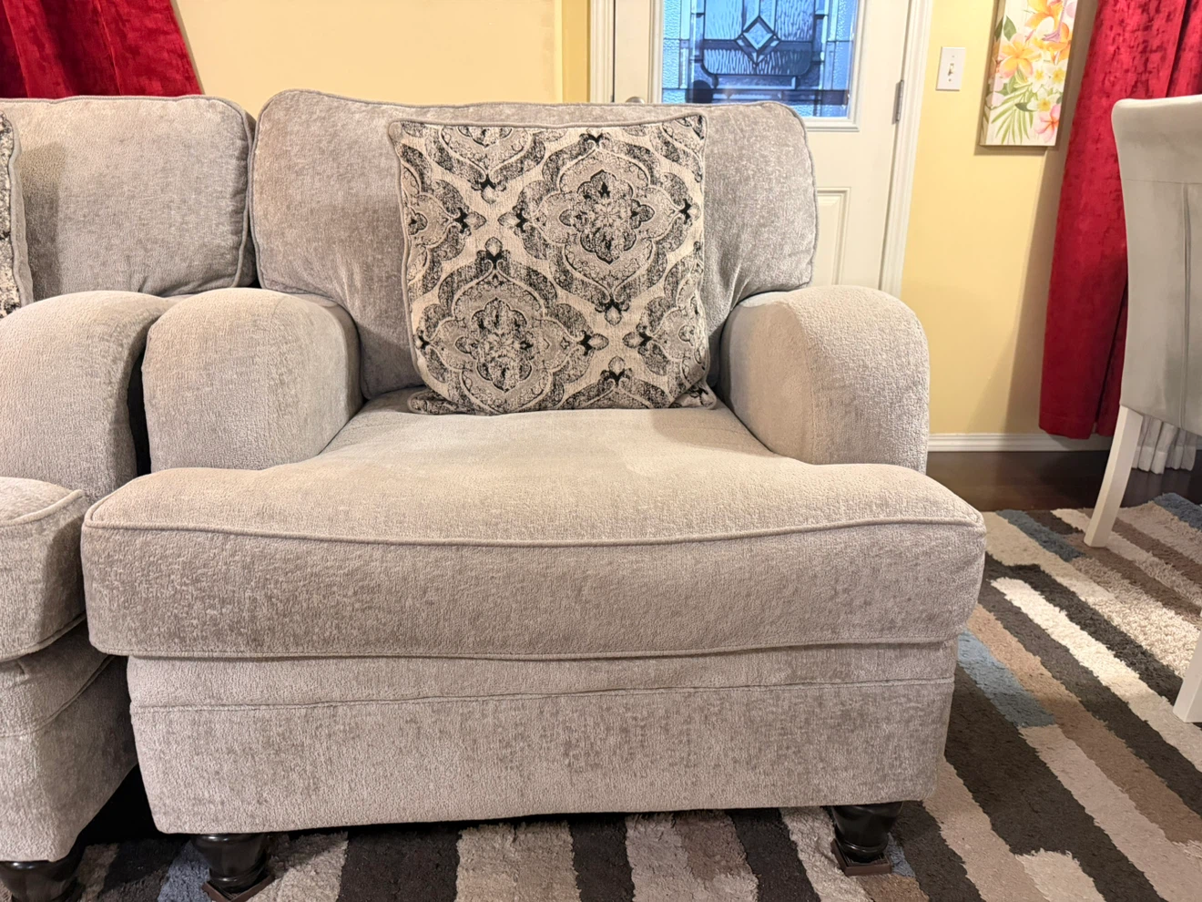 Bellmont 38” Chenille Chair – Platinum Grey - photo 3