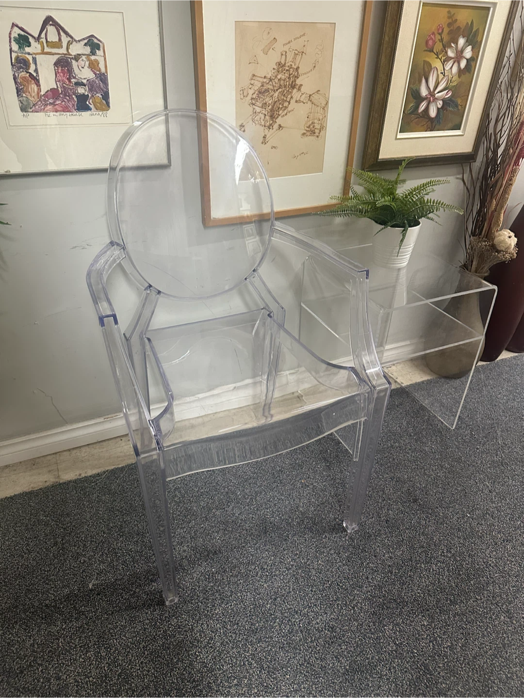 Clear Table and Chair - photo 2