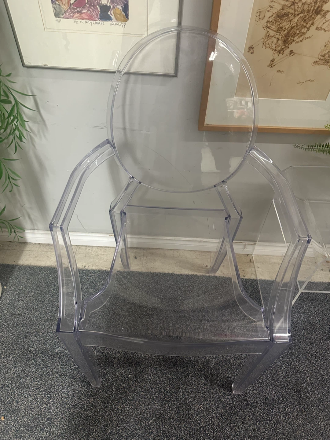 Clear Table and Chair - photo 3
