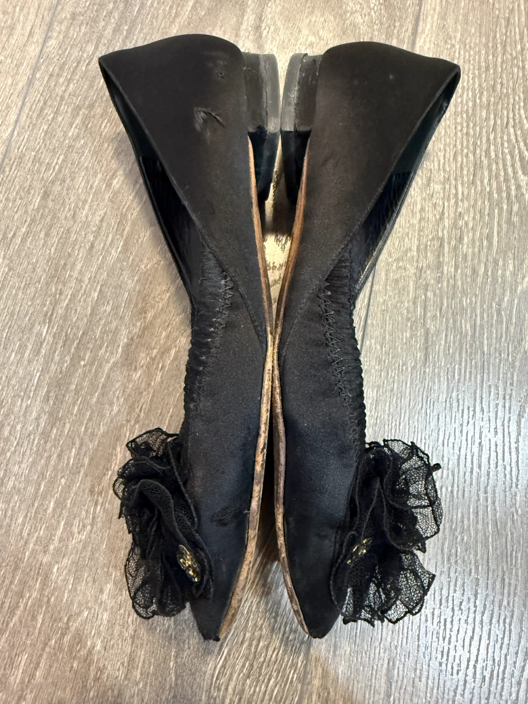 Chanel Black Satin Flower Ballet Flats - photo 5