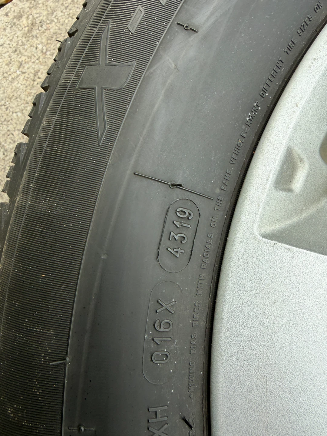 2021 Subaru Crosstrek Winters on Rims. - photo 4