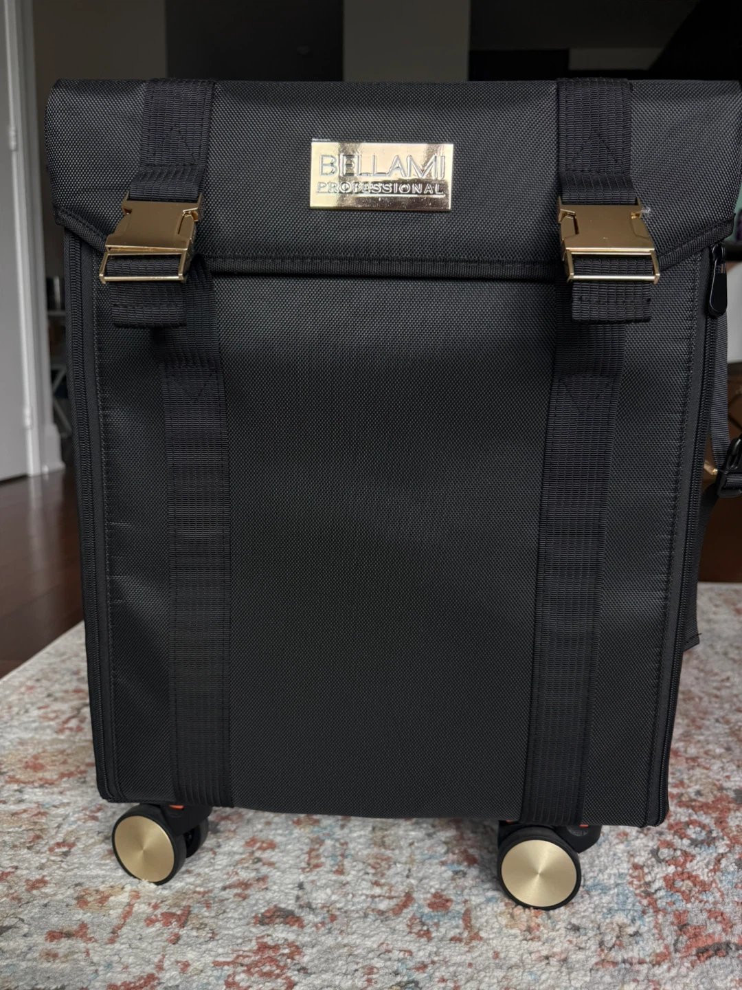 Beauty Professional Bellami Rolling Case