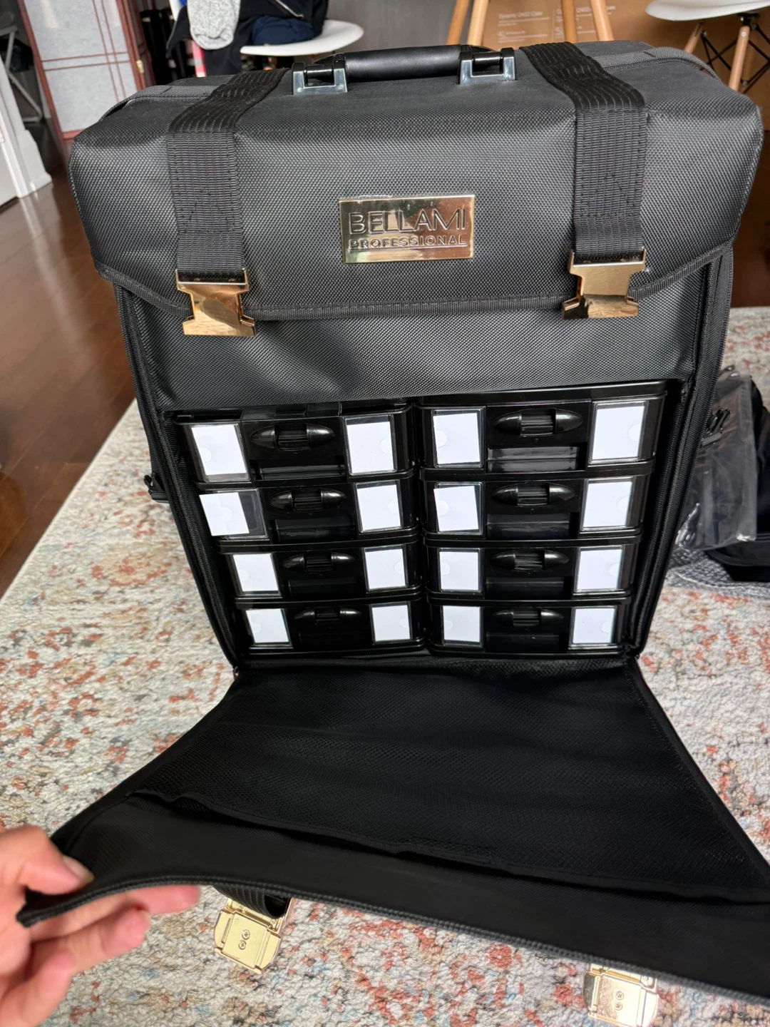Beauty Professional Bellami Rolling Case - photo 4