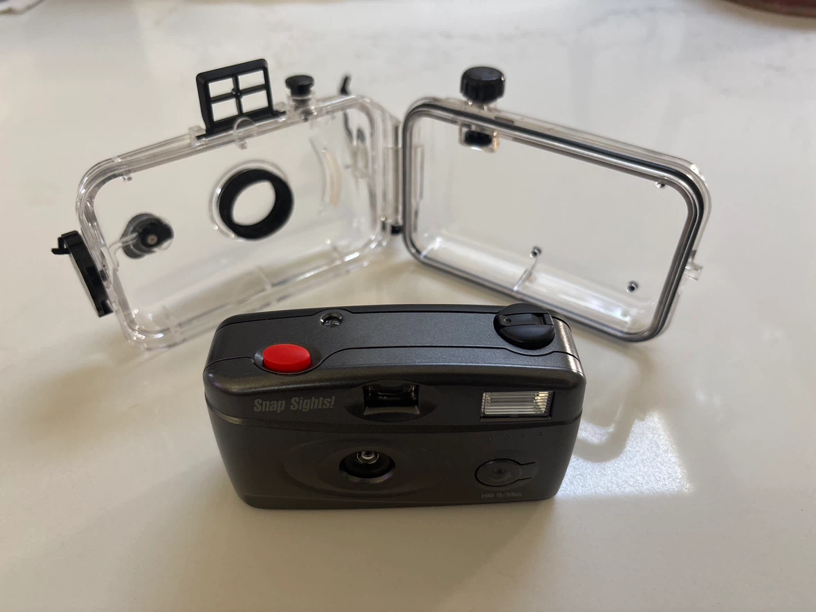 Underwater Camera  with Case - photo 2