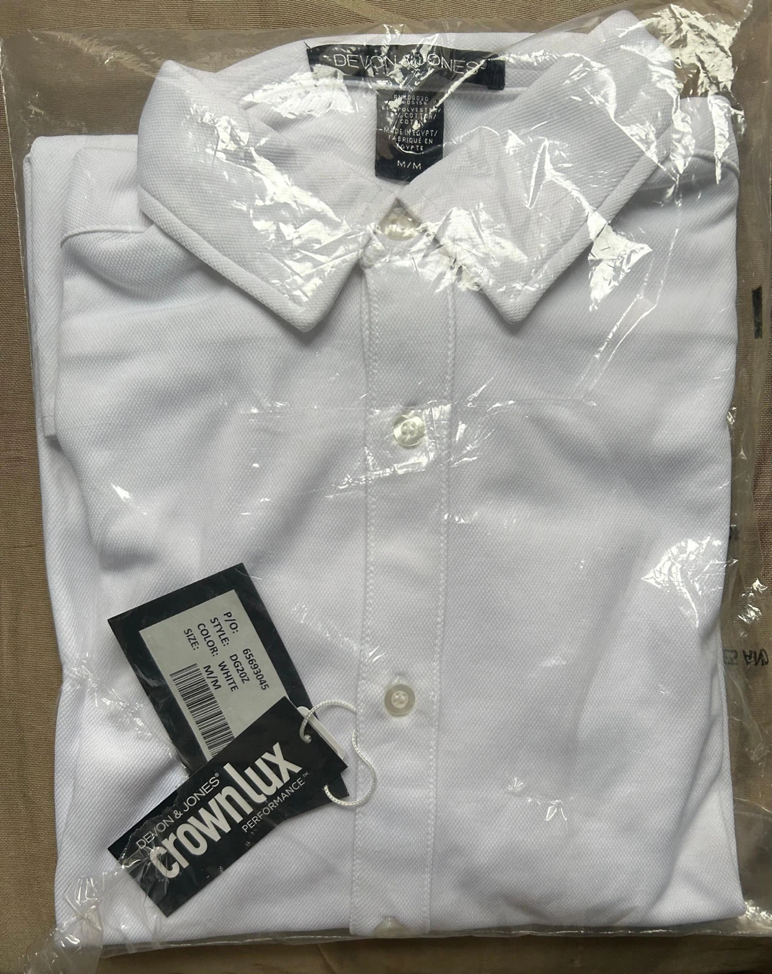 Medium Two Devon & Jones Shirts white and green