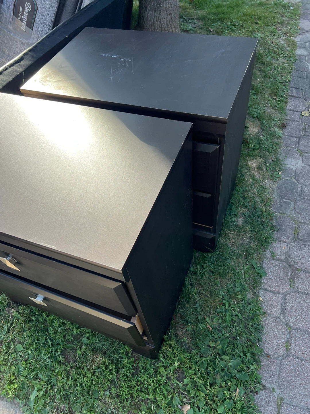 Set of two black wooden nightstands - photo 4