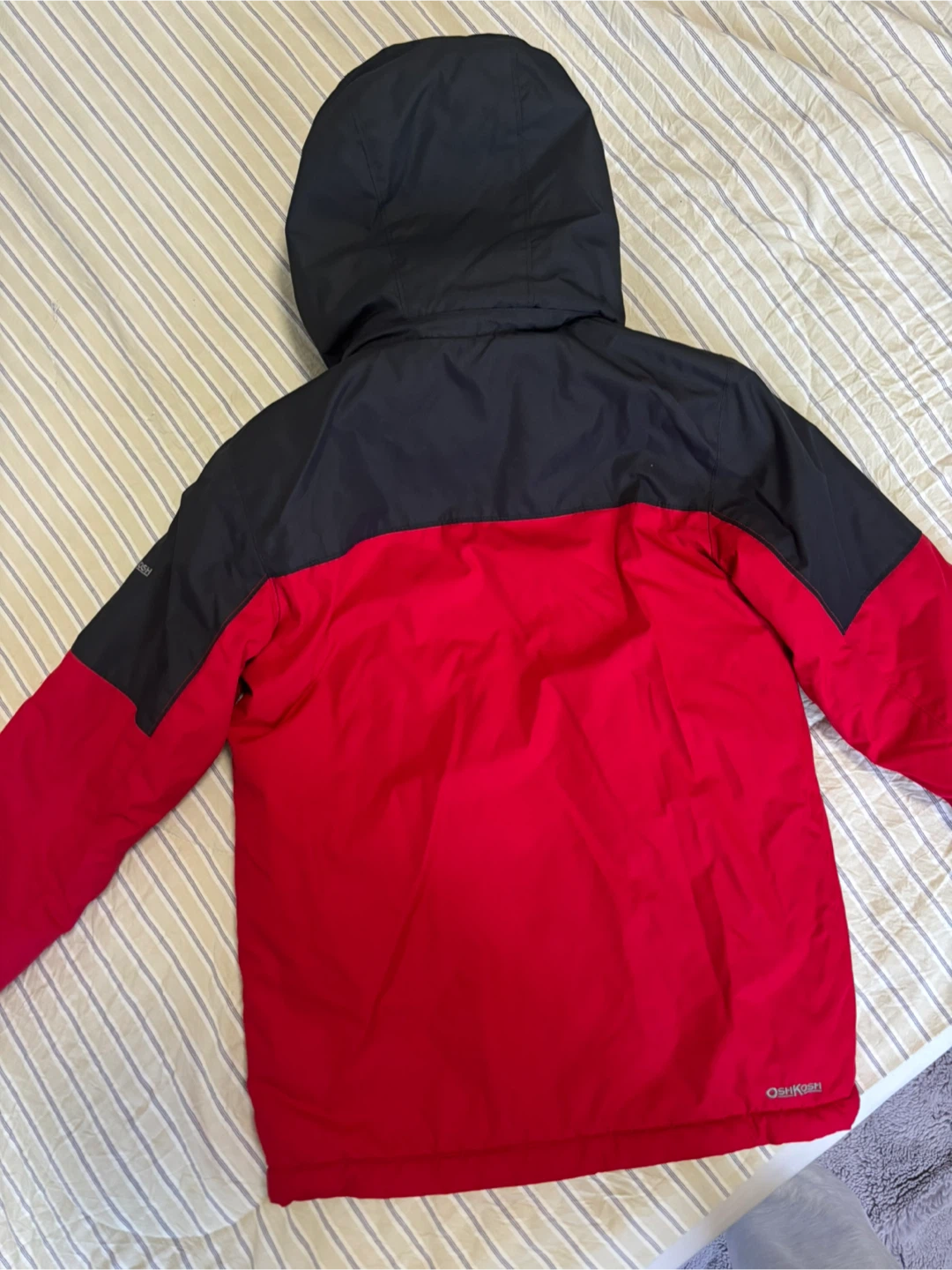 OshKosh B'gosh winter coat, size 8 - photo 2