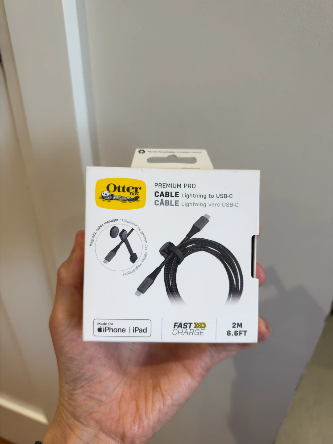 OtterBox Pro Lightning to USB-C Cable 2M