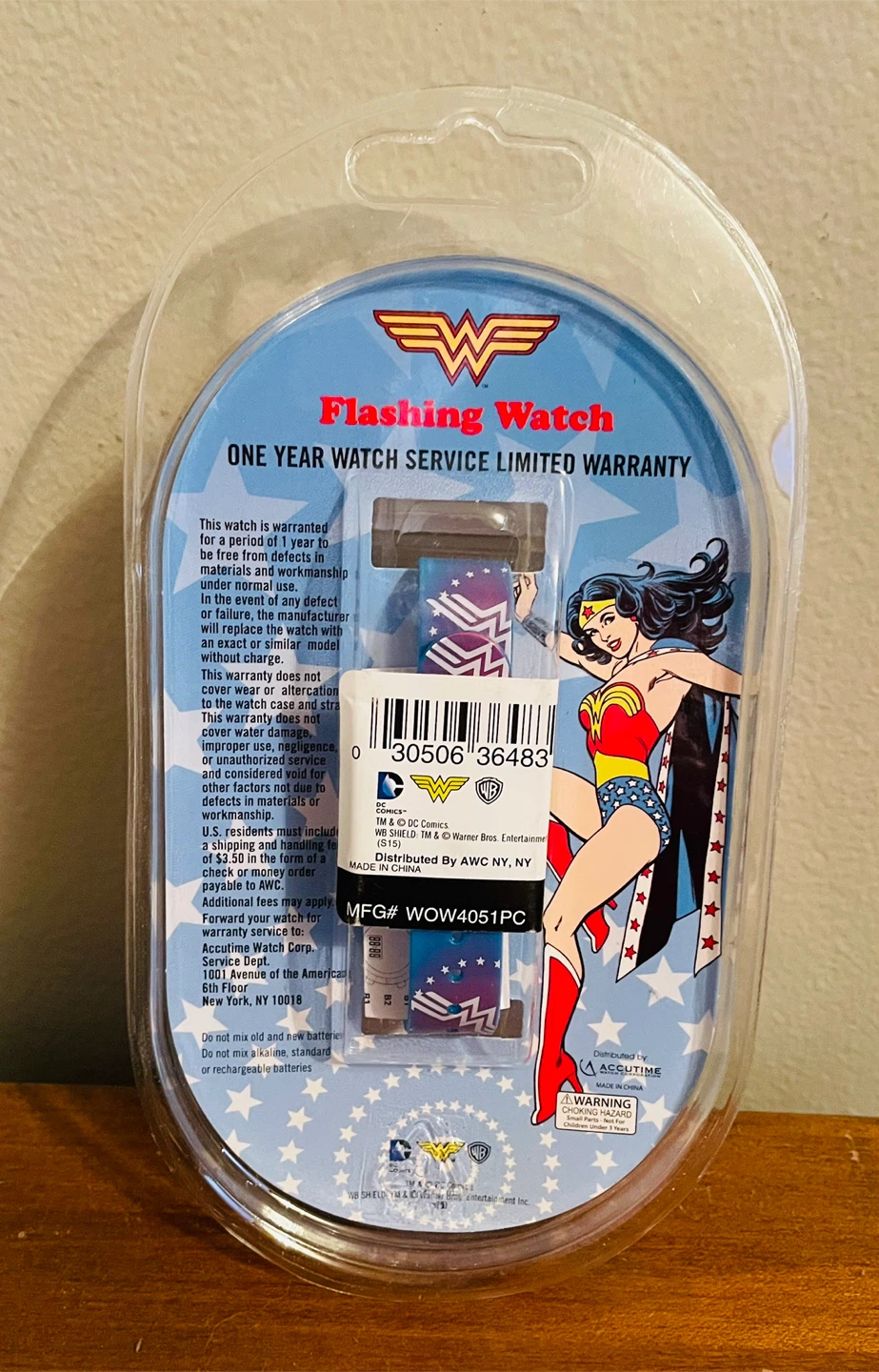BNIB Wonder Woman Watch - photo 2