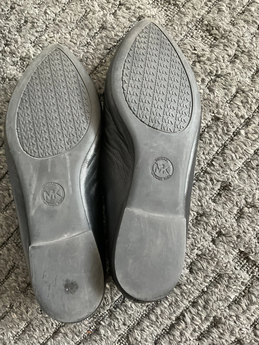 Michael Kors black flats - photo 4