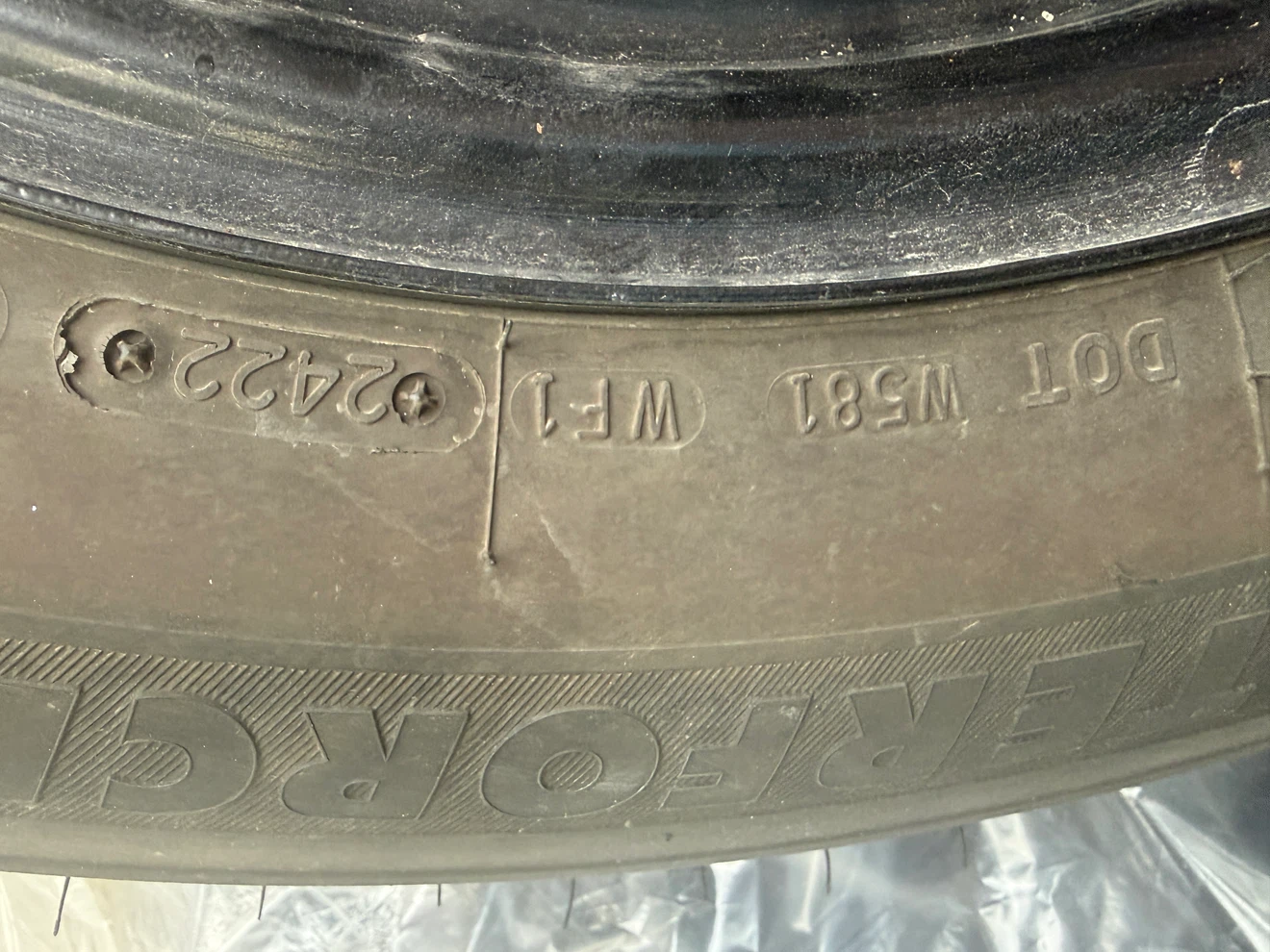 Set of 4 235/65/17 Firestone Winterforce 2 Tires - photo 3