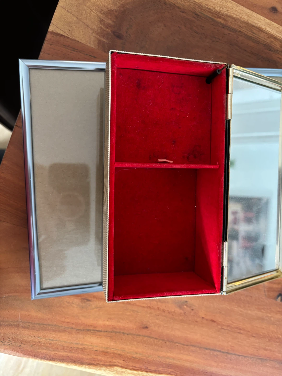 1070s Hollywood Regency style musical jewelry box - photo 2