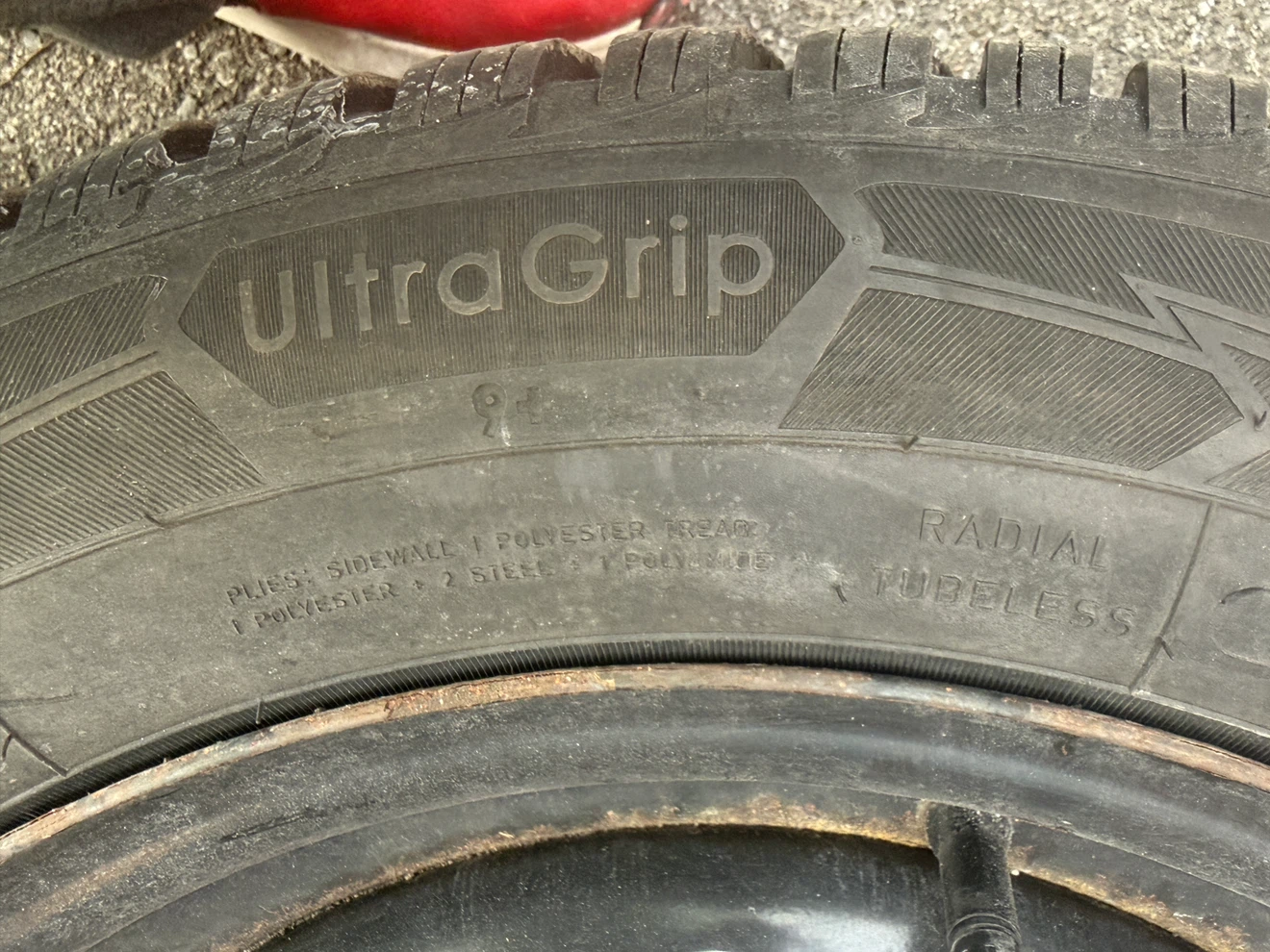 Set of 4 205/60/16 Goodyear Ultra Grip Winter Tires & Rims - photo 3