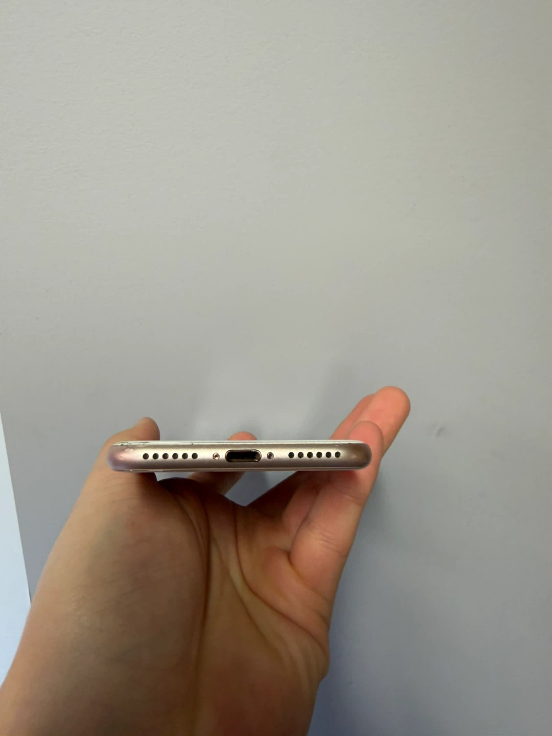 Apple iPhone 8 - photo 4