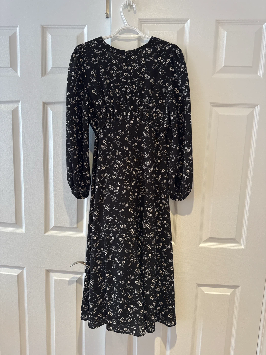 Black and white floral midi dress - photo 2