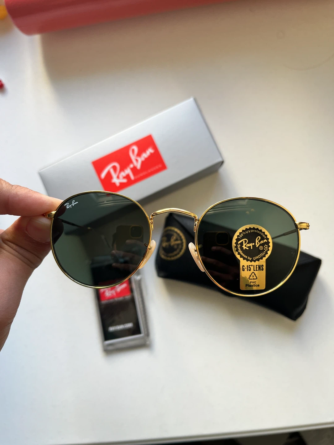 Ray-Ban Round Metal Sunglasses Gold