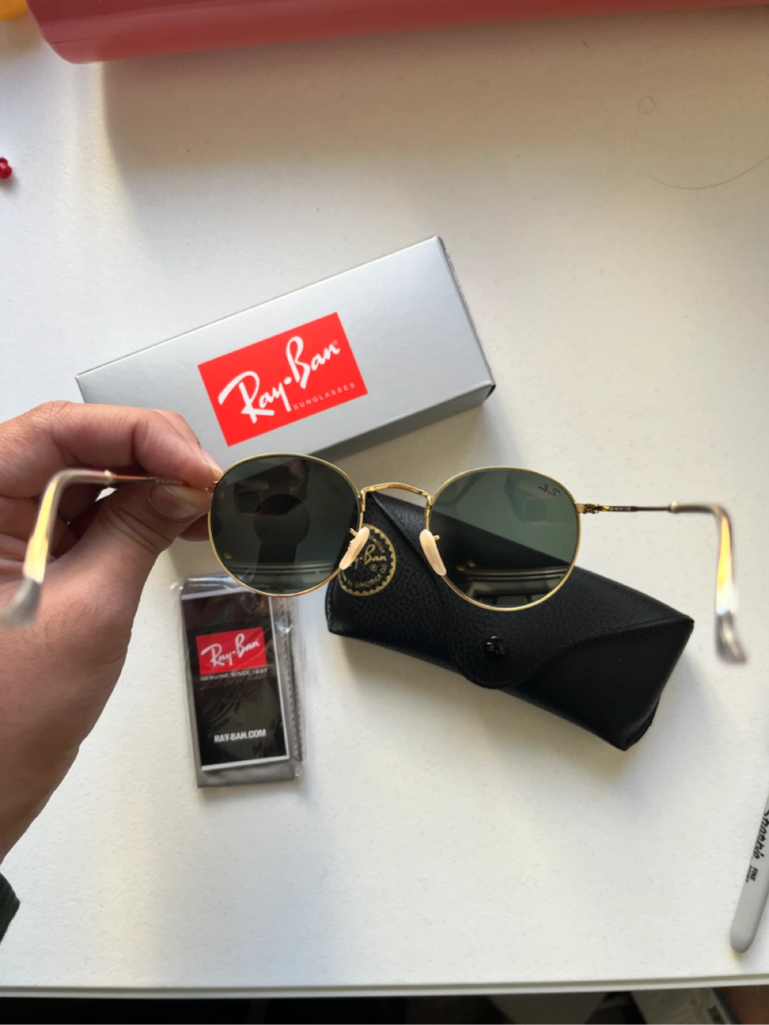 Ray-Ban Round Metal Sunglasses Gold - photo 3