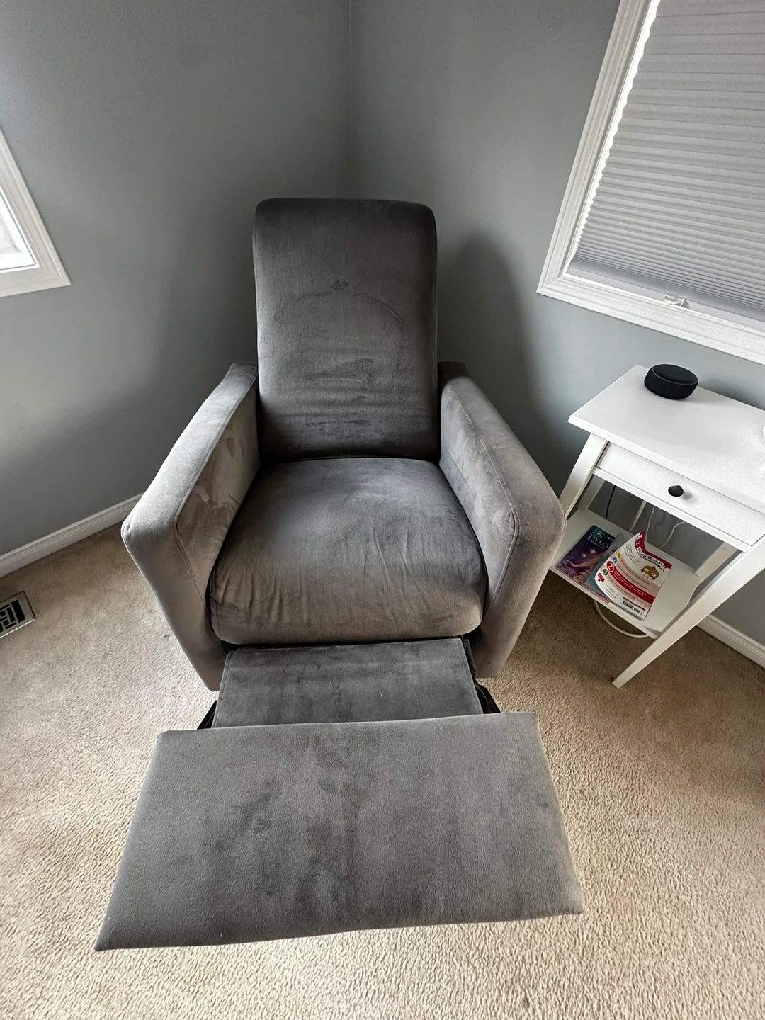 Grey Velvet Reclining Armchair - photo 5