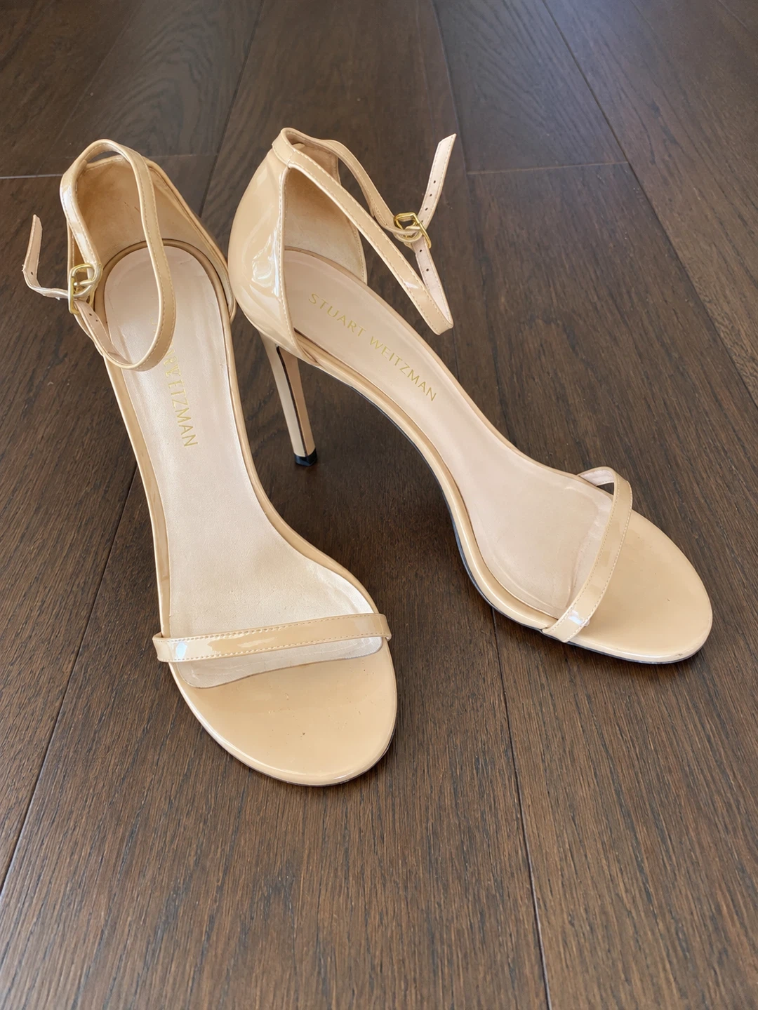 Stuart Weitzman Heels - size 9