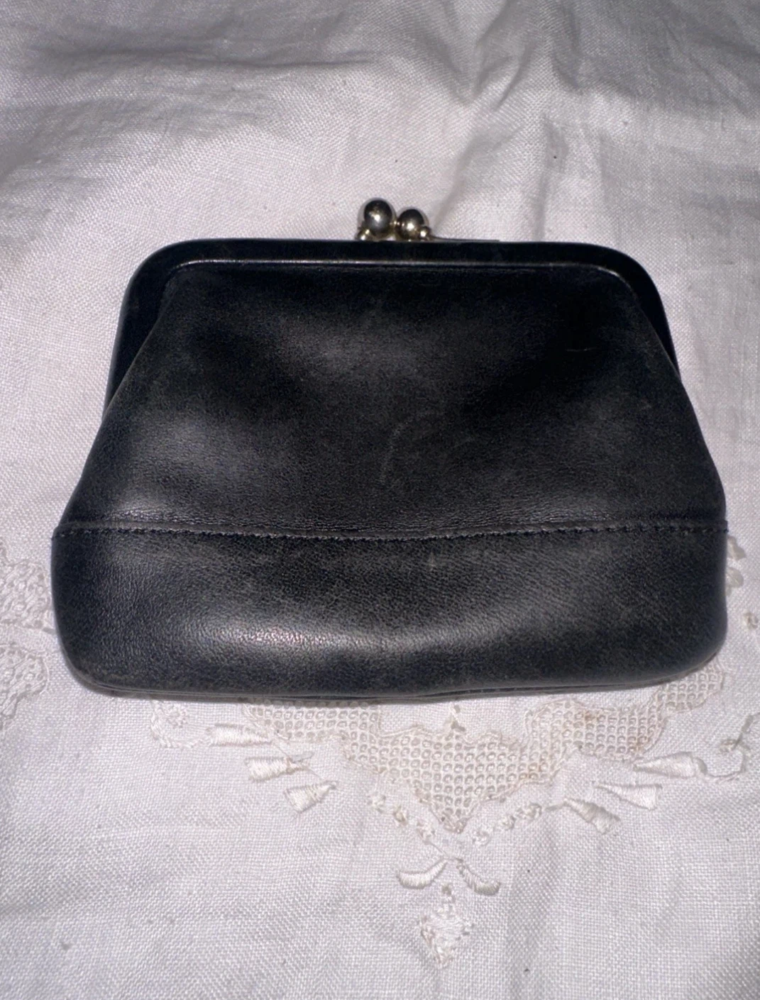 Vintage Coach Leather Kiss Lock Coin Purse