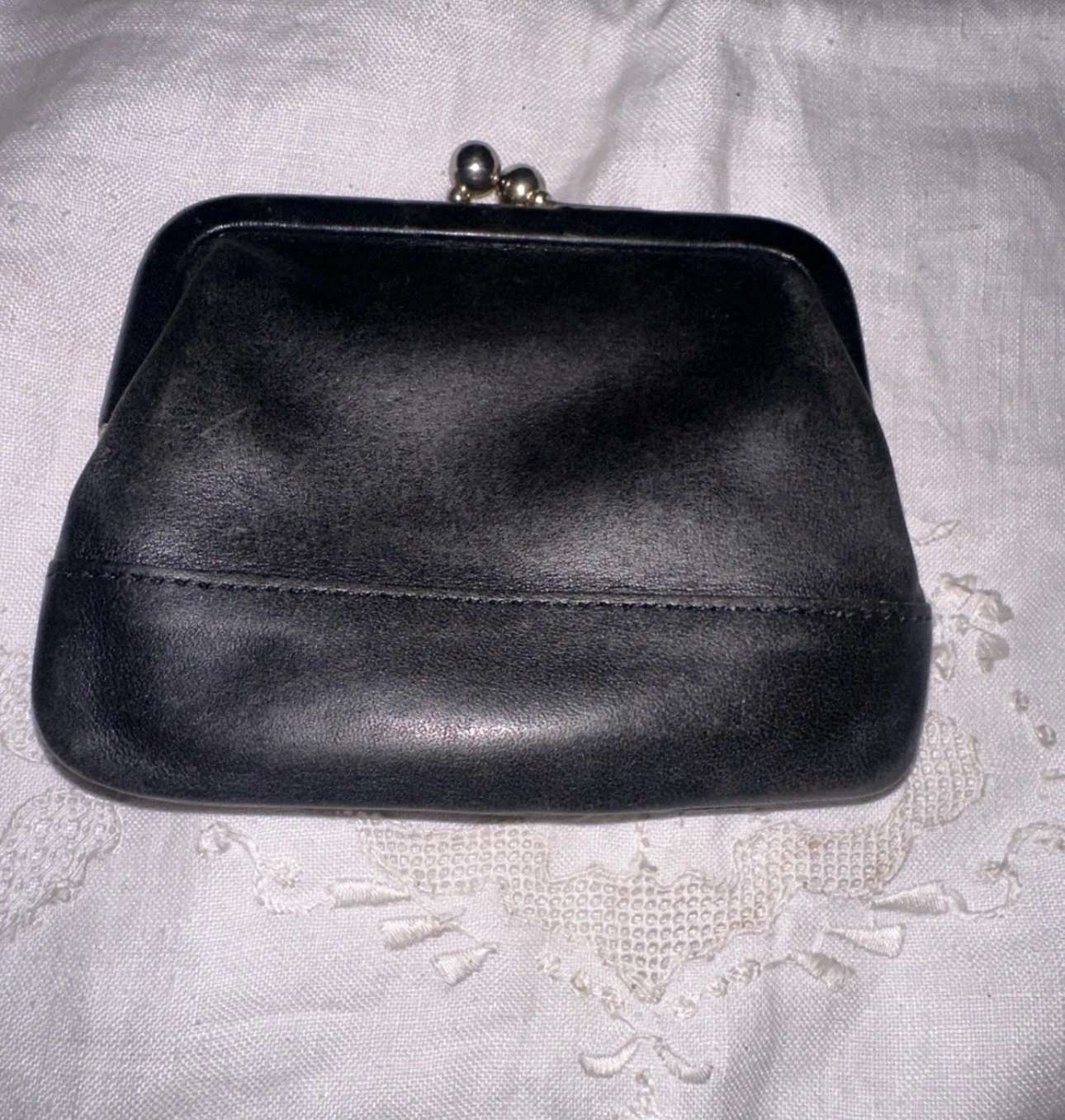 Vintage Coach Leather Kiss Lock Coin Purse - photo 2