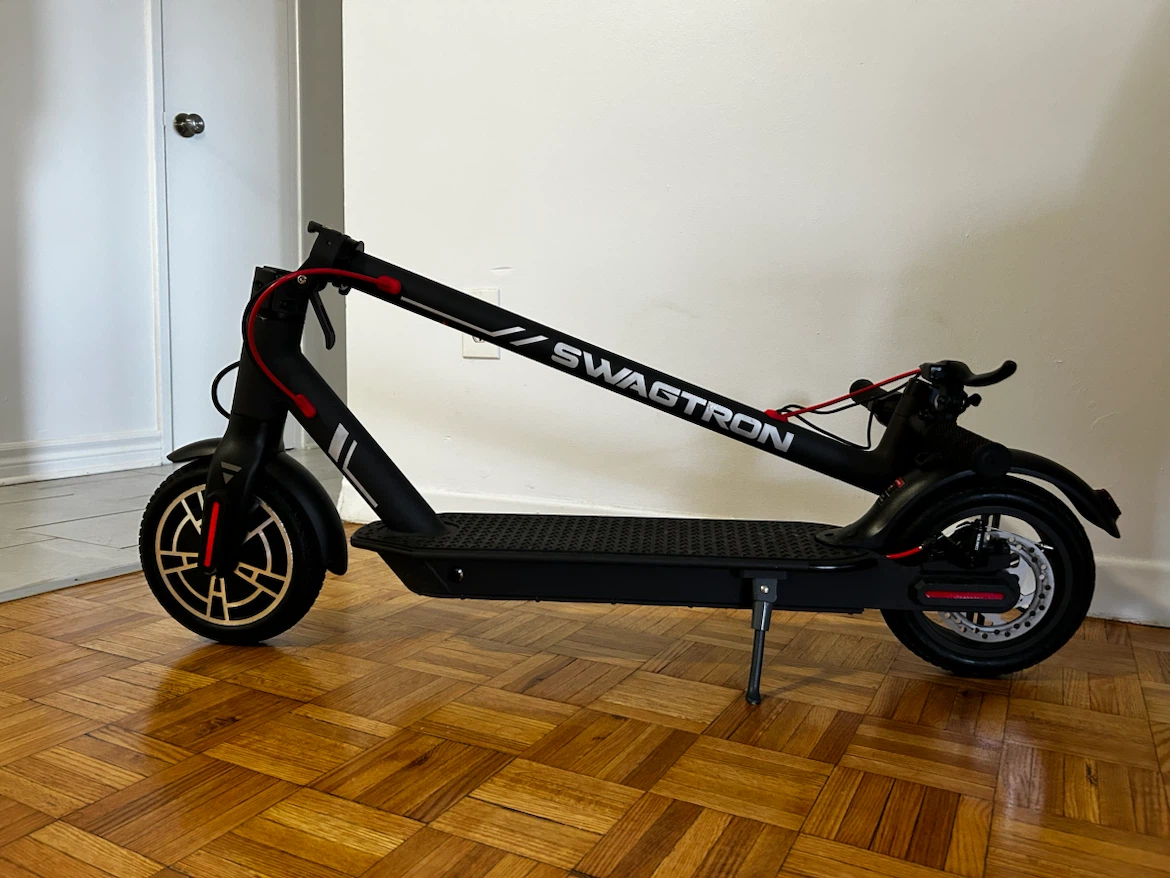 Swagtron Electric Scooter - photo 2