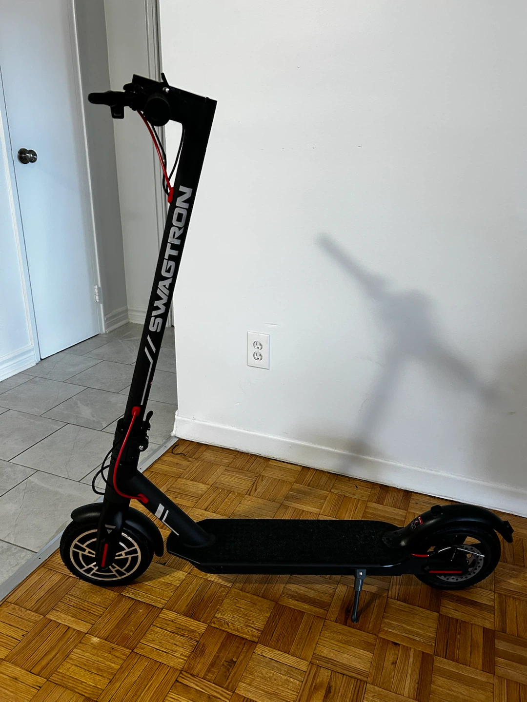 Swagtron Electric Scooter - photo 3