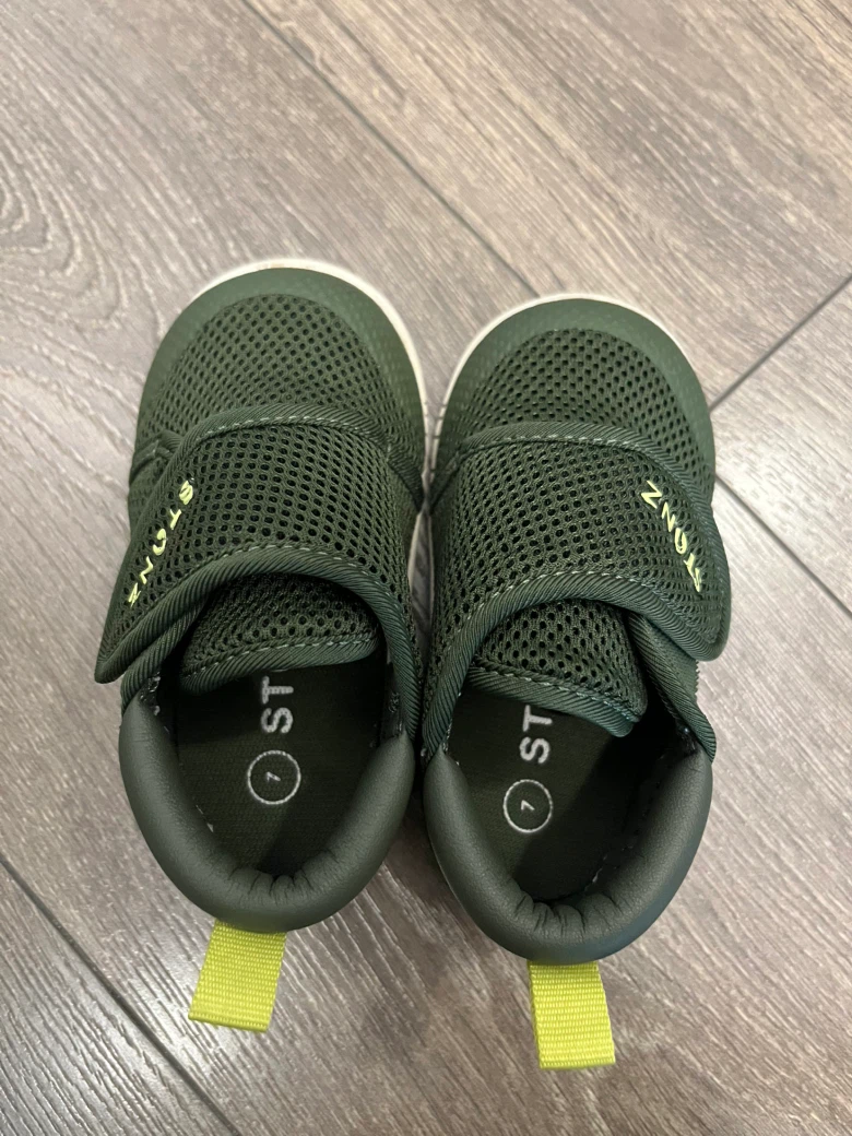 Stonz Toddler Shoes - Green, Size 7 - photo 4