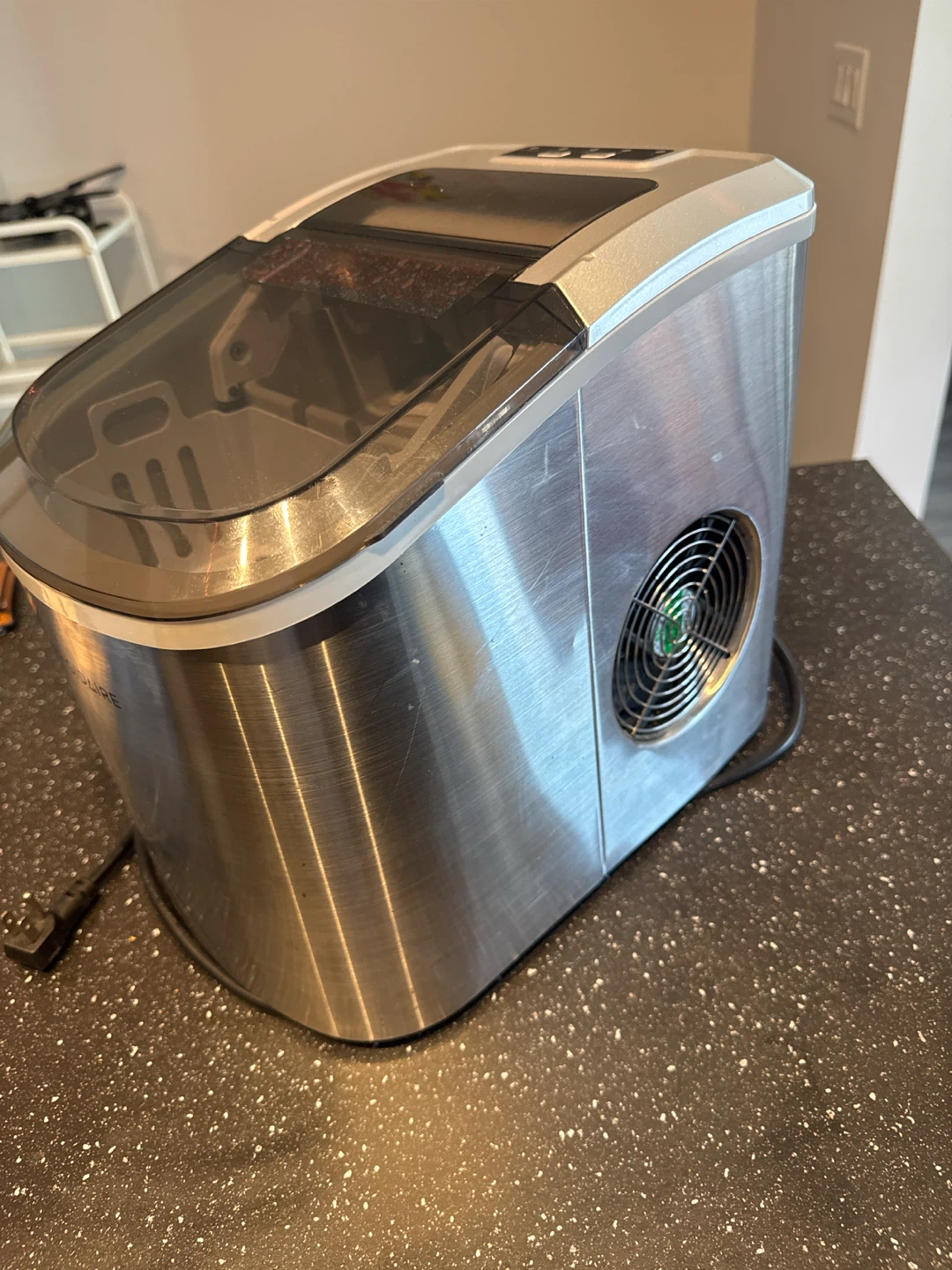 Frigidaire Stainless Steel Countertop Ice Maker - photo 3