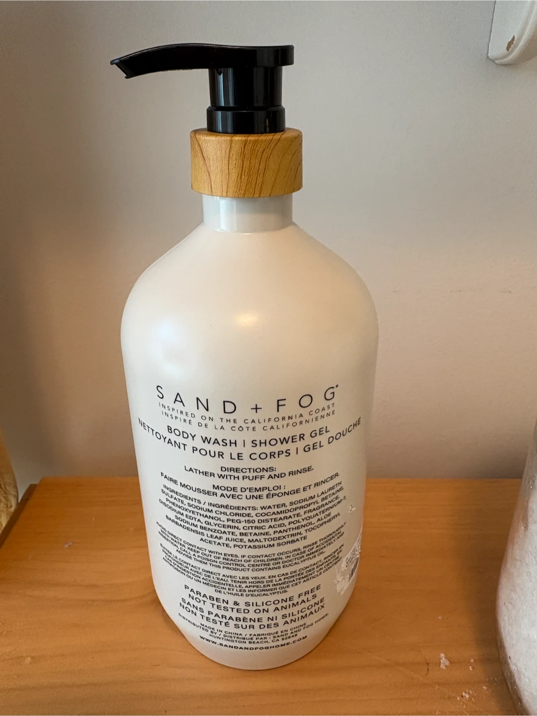 Sand + Fog Coastal Cashmere Body Wash 946ml - photo 2