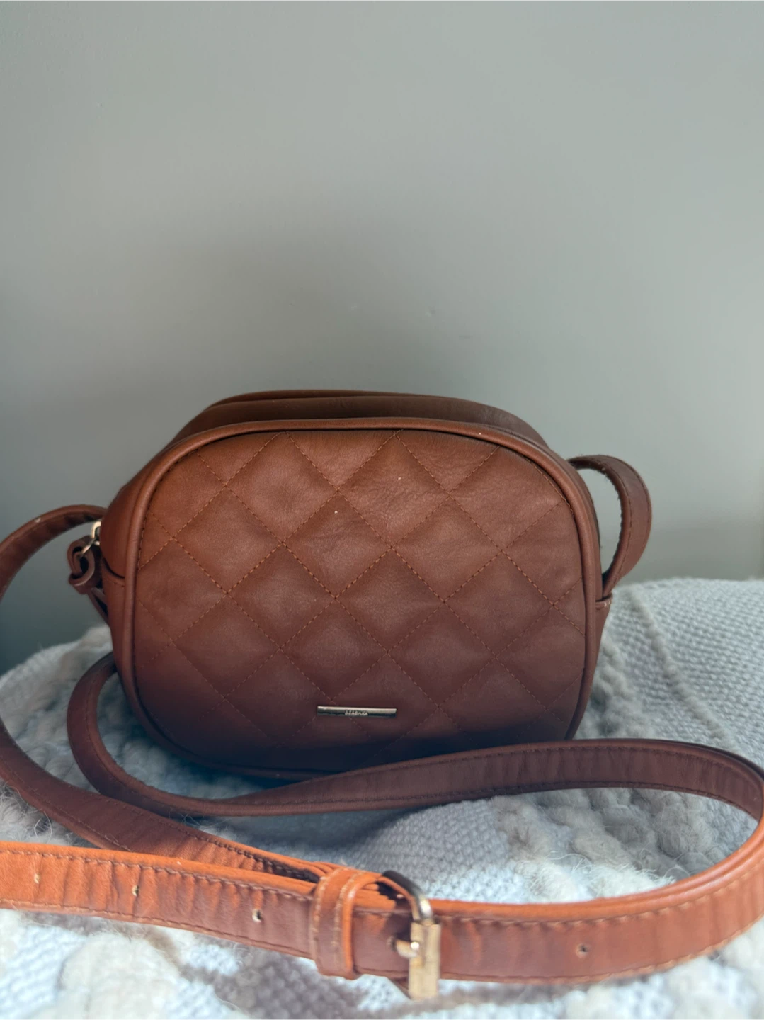 Breshka Crossbody Bag