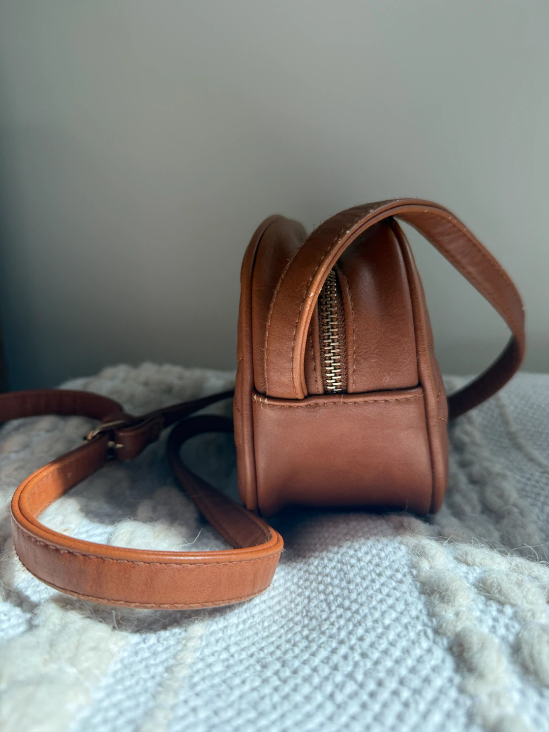 Breshka Crossbody Bag - photo 3