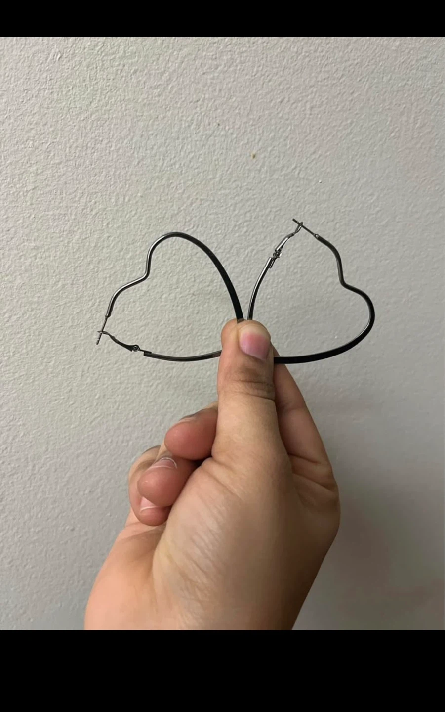 Two pairs of earrings