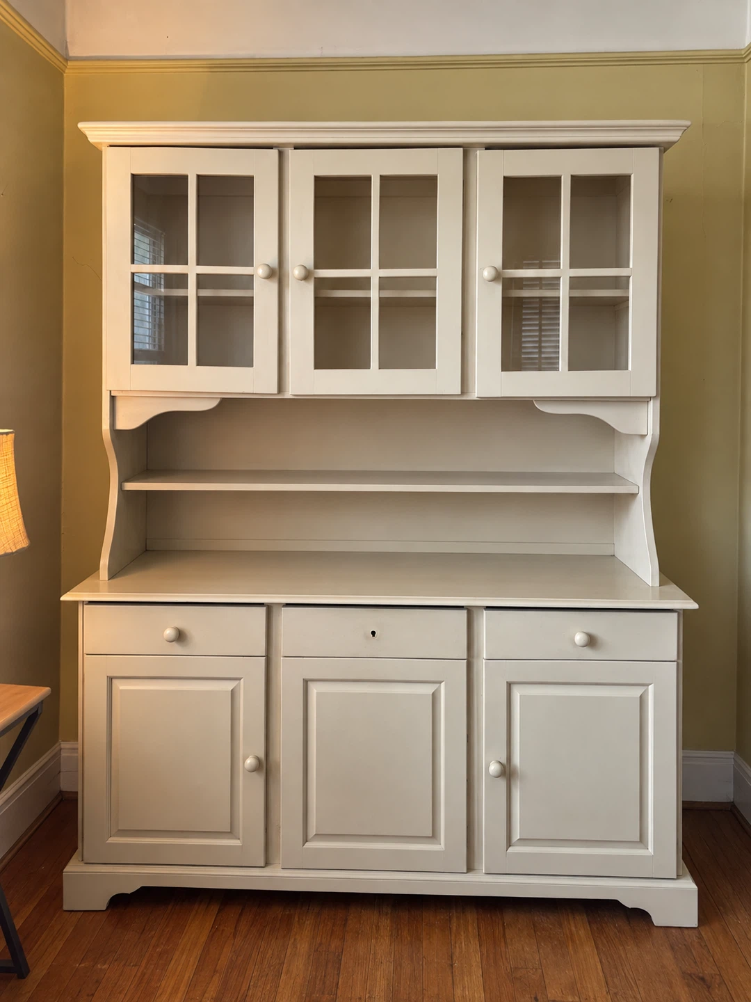 Cream Hutch Cabinet with Glass Doors