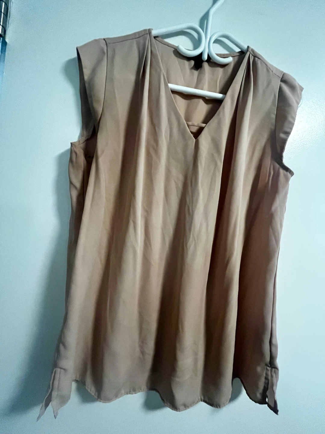 Banana Republic Beige V-Neck Blouse