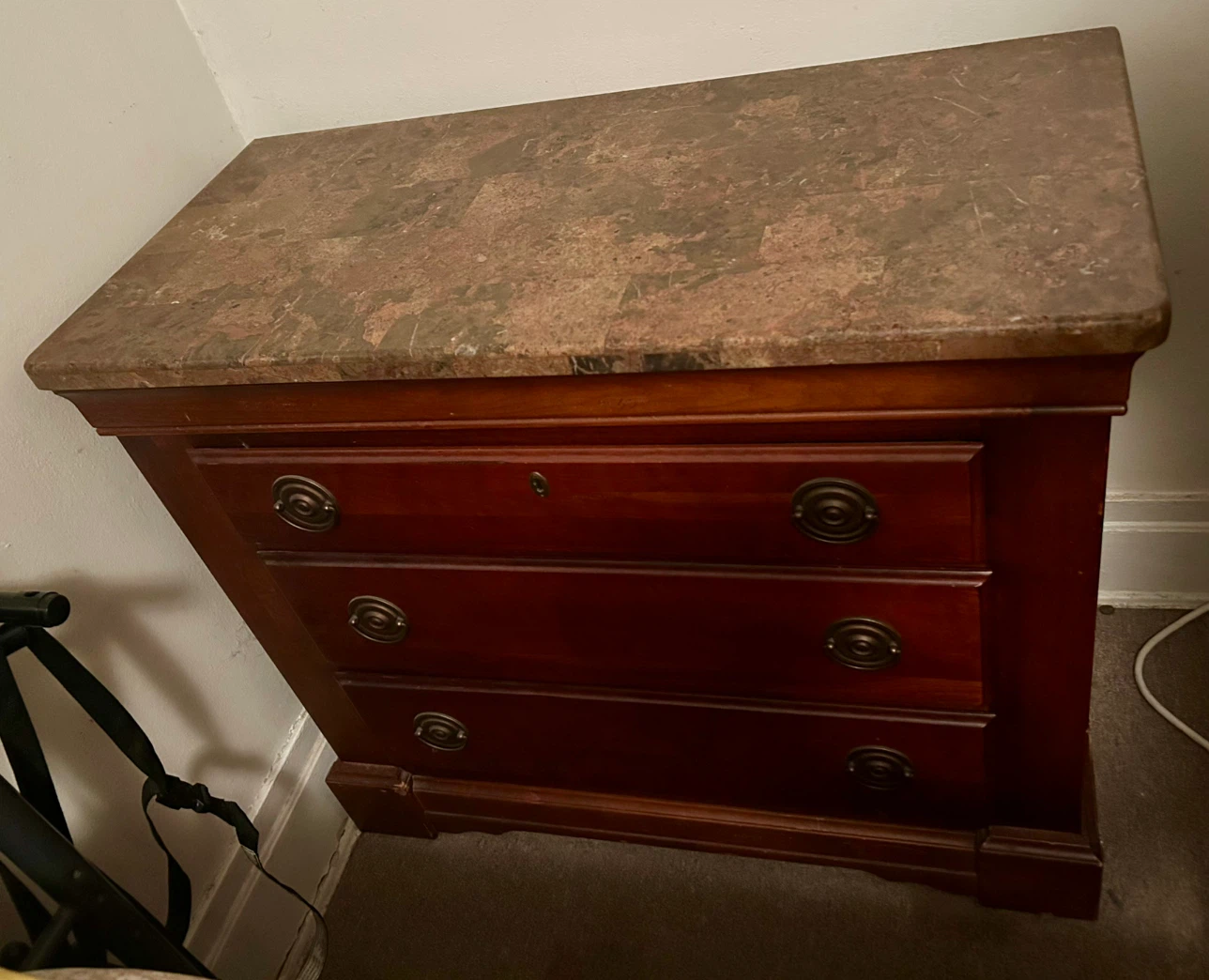 Vintage Wooden Dresser Set - photo 4