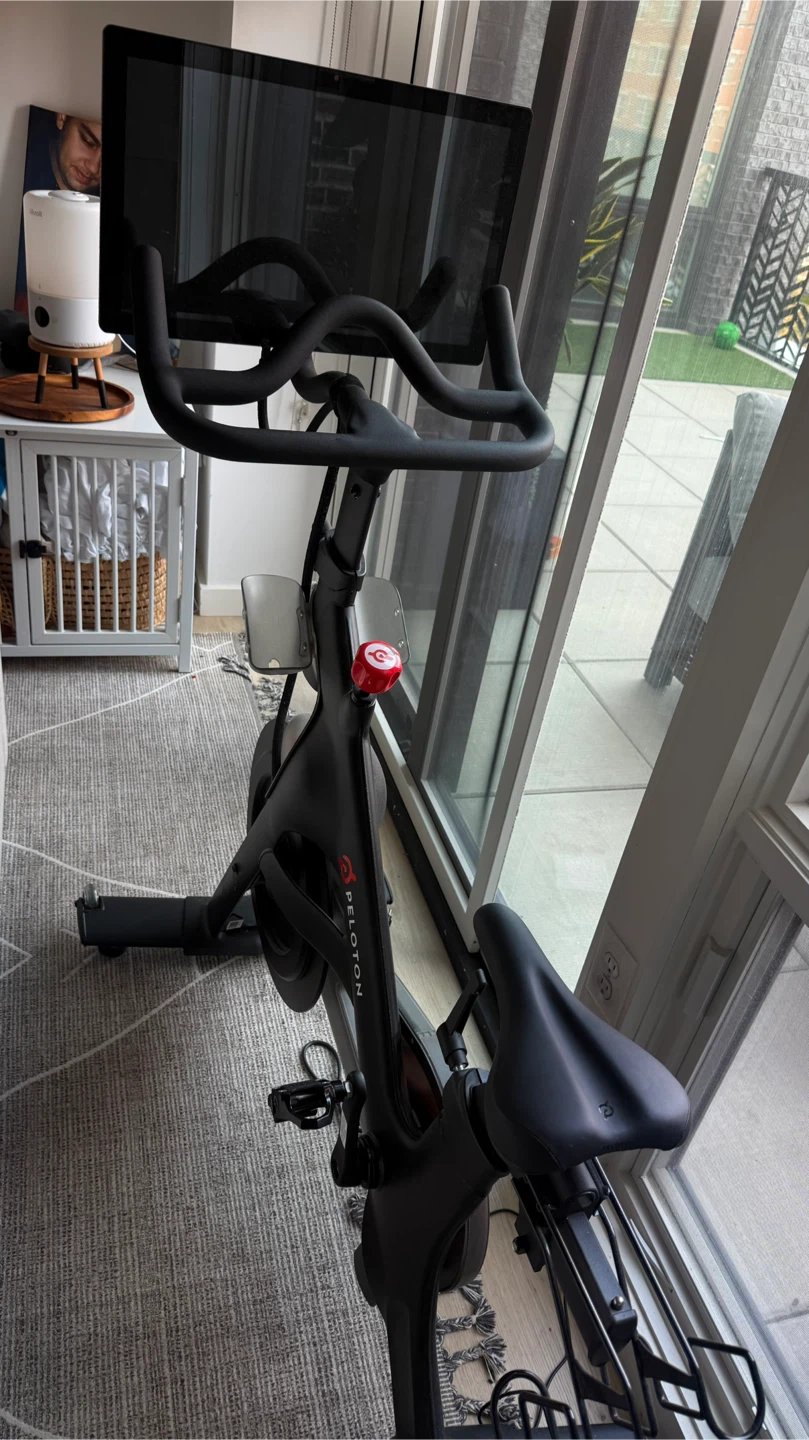 Peloton Exercise Bike (Original) - photo 3