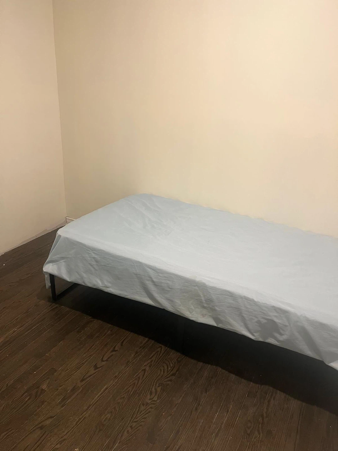 Private room for rent - photo 5