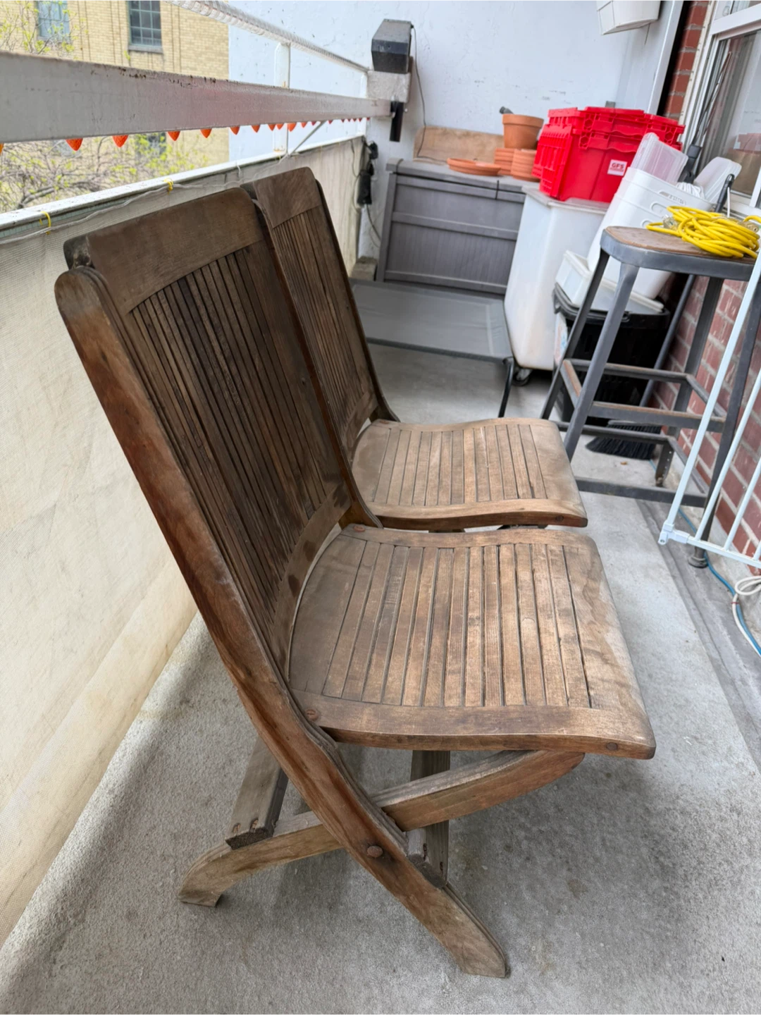 Set of Two Wooden Folding Chairs - photo 3