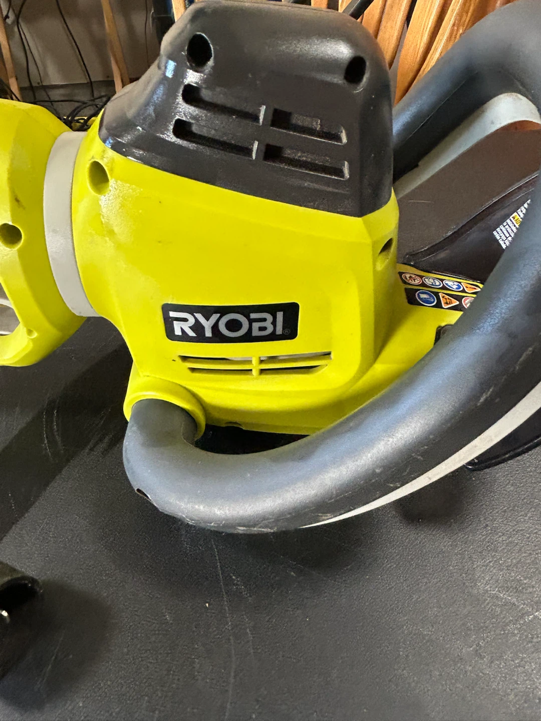 Ryobi RY44140 Electric Hedge Trimmer - photo 2
