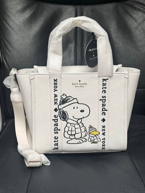 Kate Spade New York Peanuts Snoopy Tote Bag - photo 2