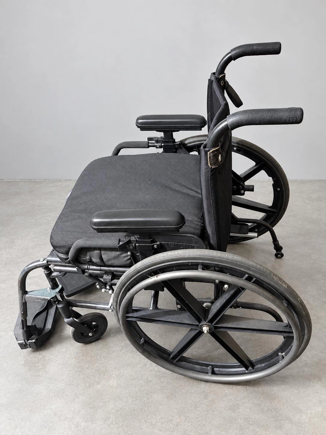 Quickie Wheelchair - photo 3
