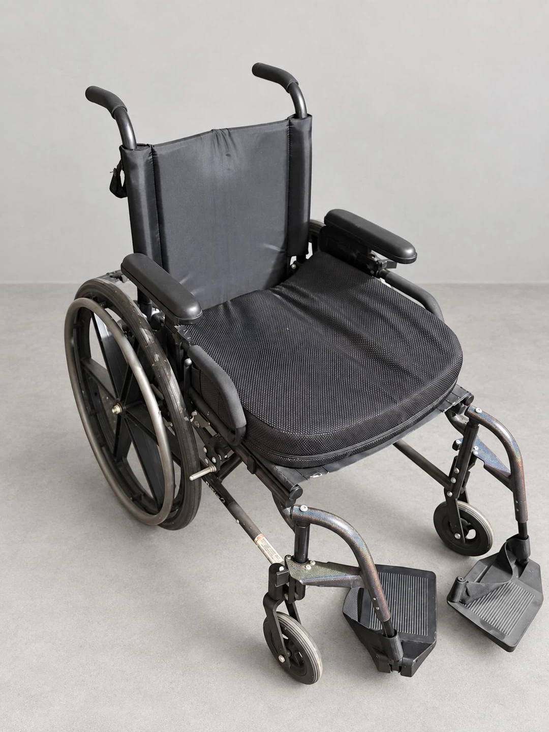 Quickie Wheelchair - photo 2
