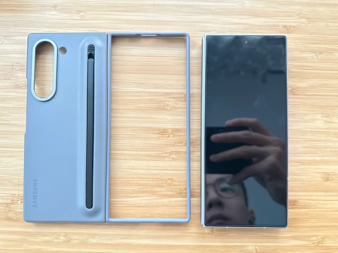 99% Condition Samsung Galaxy Z Fold6 with S Pen Case - photo 2