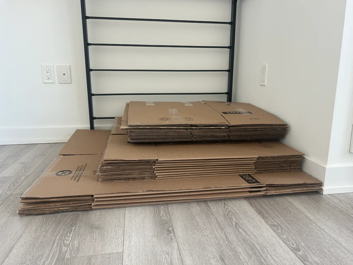 25 Assorted Canadian Tire Moving Boxes