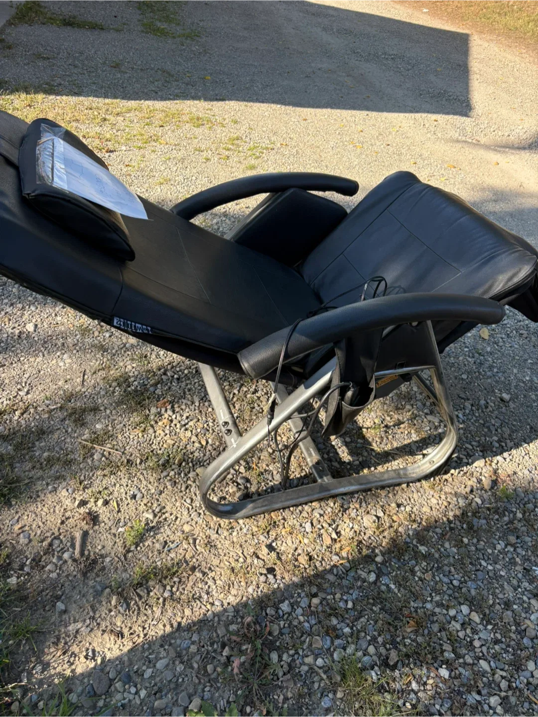 HoMedics Massage Chair - photo 3